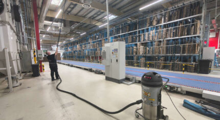 Odkurzanie koryt kablowych